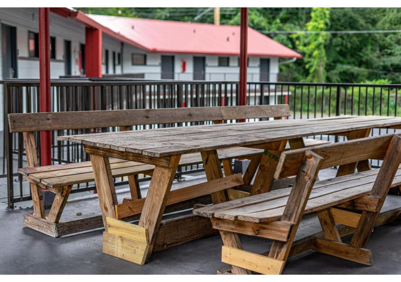 Bear Creek Inn Gatlinburg, Tn Exterior photo